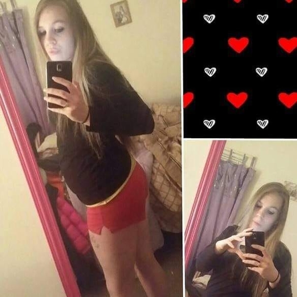 Meet your Posher, Brandy - Picture 1 of 1